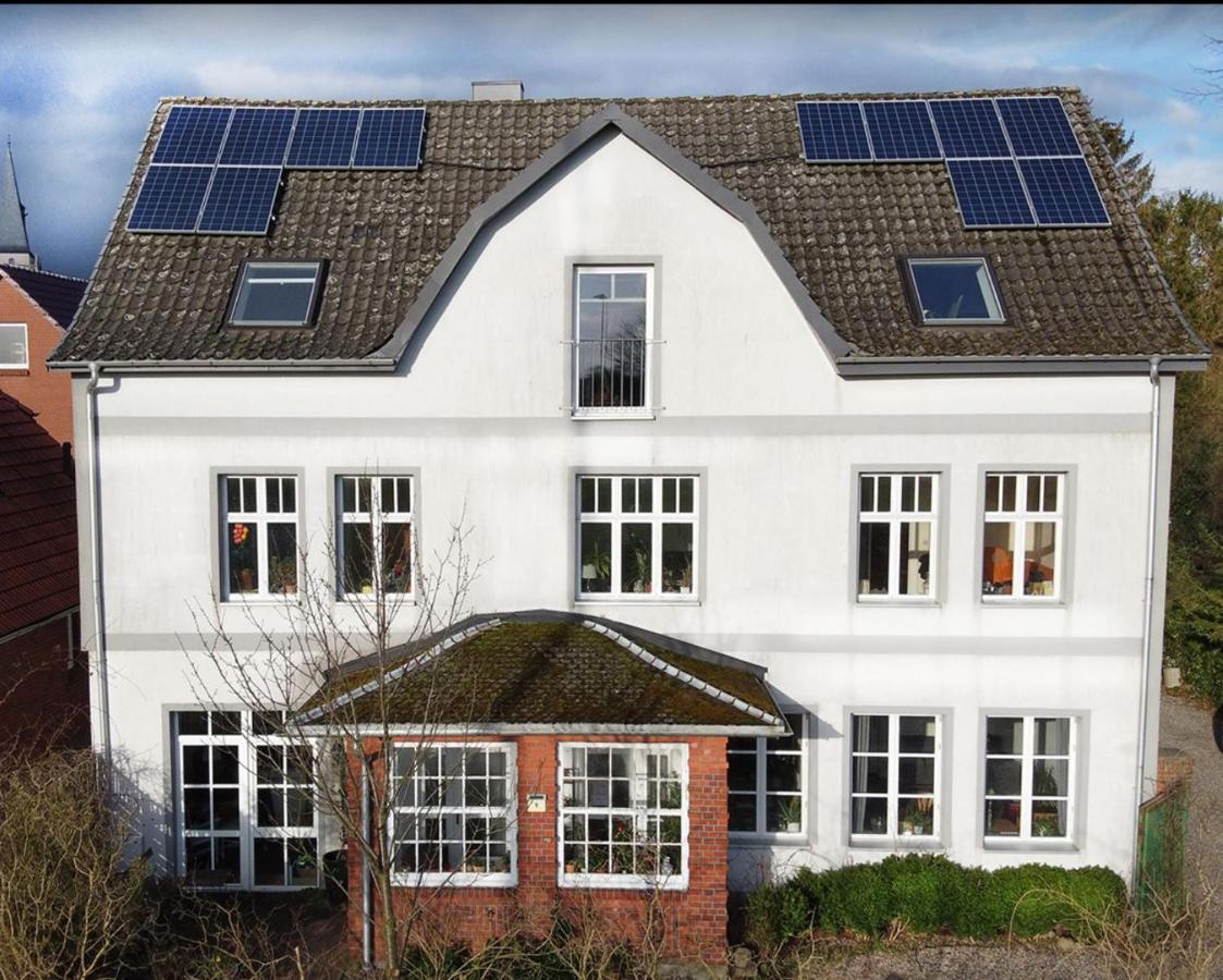 Luxurioeses Loft Mit Schoenem Blick Tremsbuettel Exterior photo